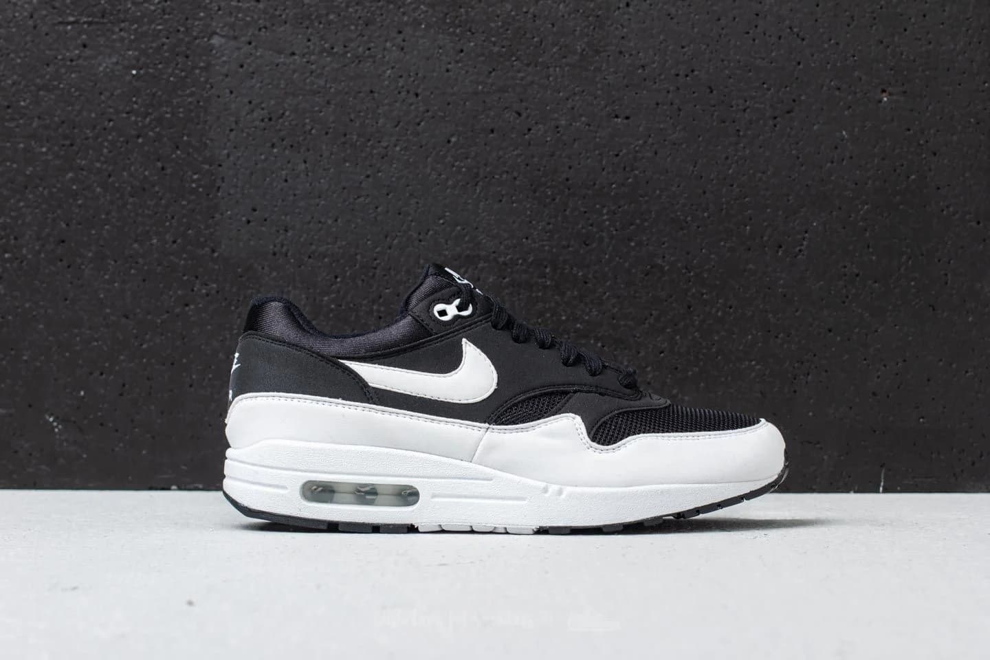 Nike Wmns Air Max 1