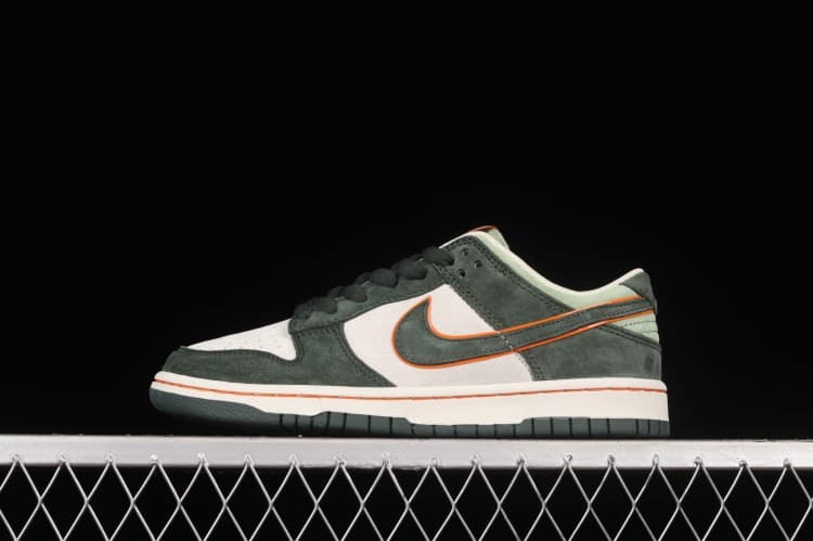 Nike SB Dunk Low x Otomo Katsuhiro Black